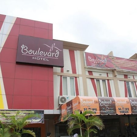 Boulevard Hotel Μακασάρ Εξωτερικό φωτογραφία